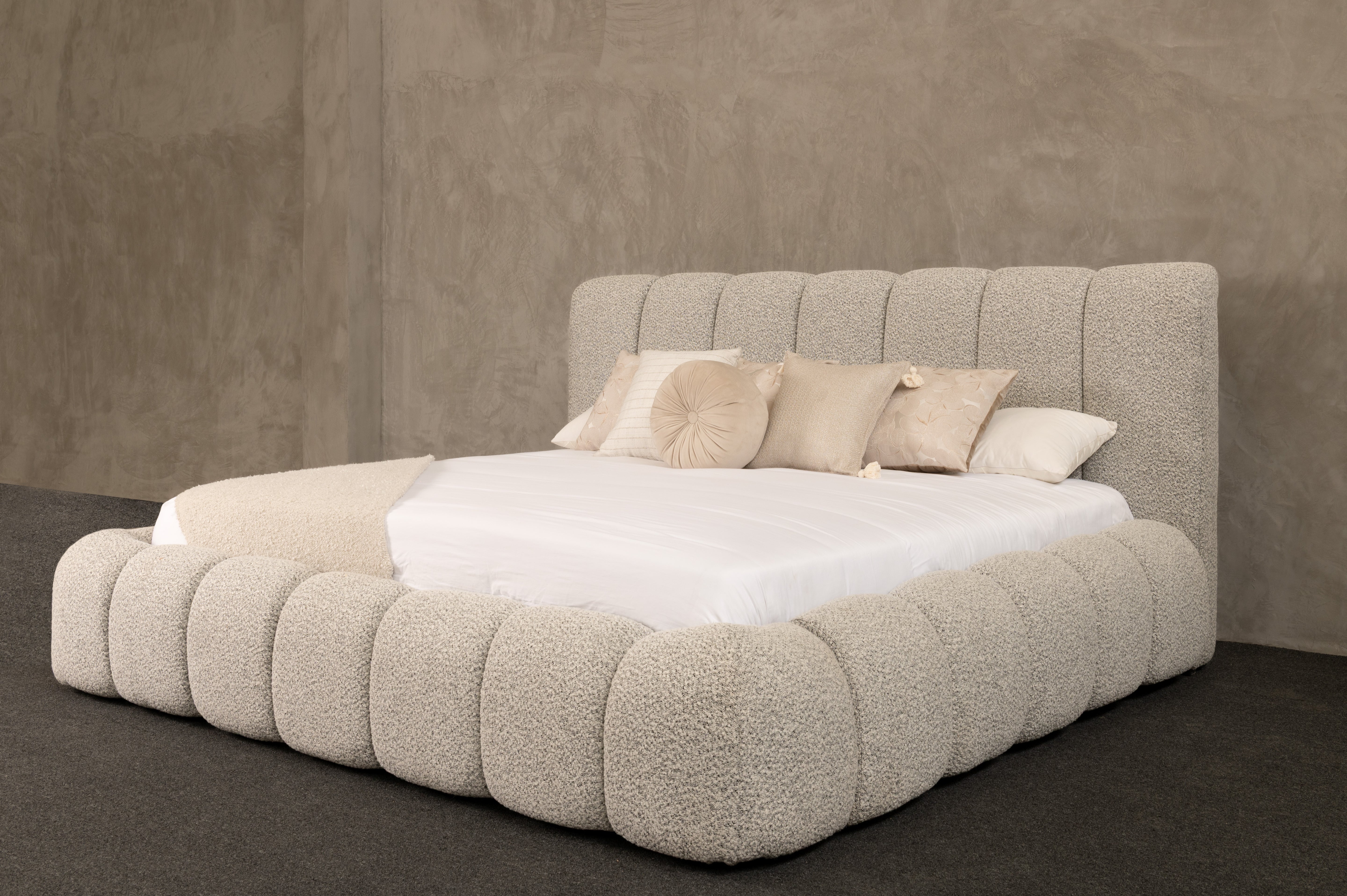 Recamara Milo Helsinki Domino