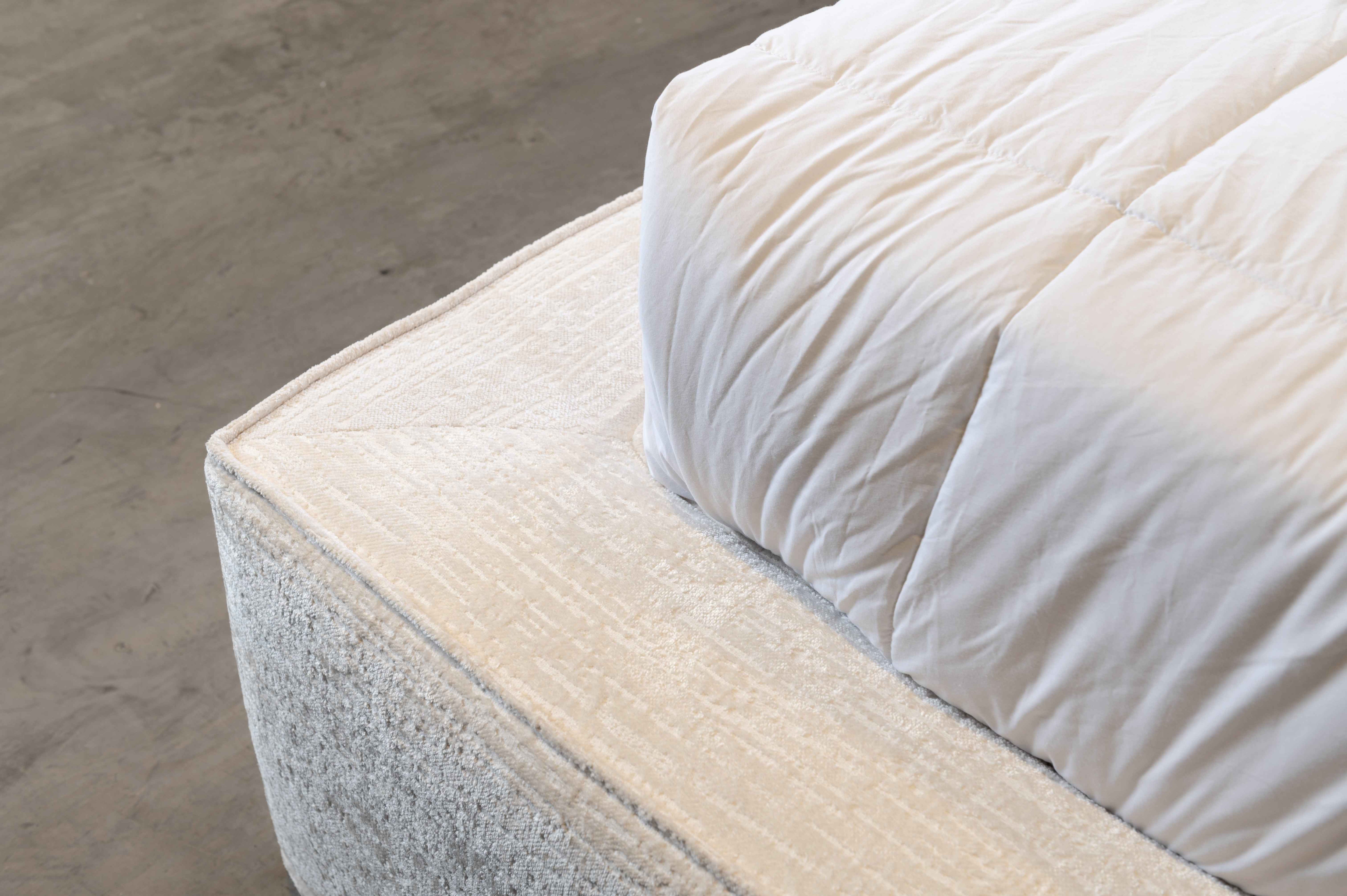 Recámara Arya – Set de Recámara Elegante y Funcional para Habitación