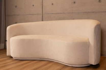 LOVE SEAT SILOUETTE
