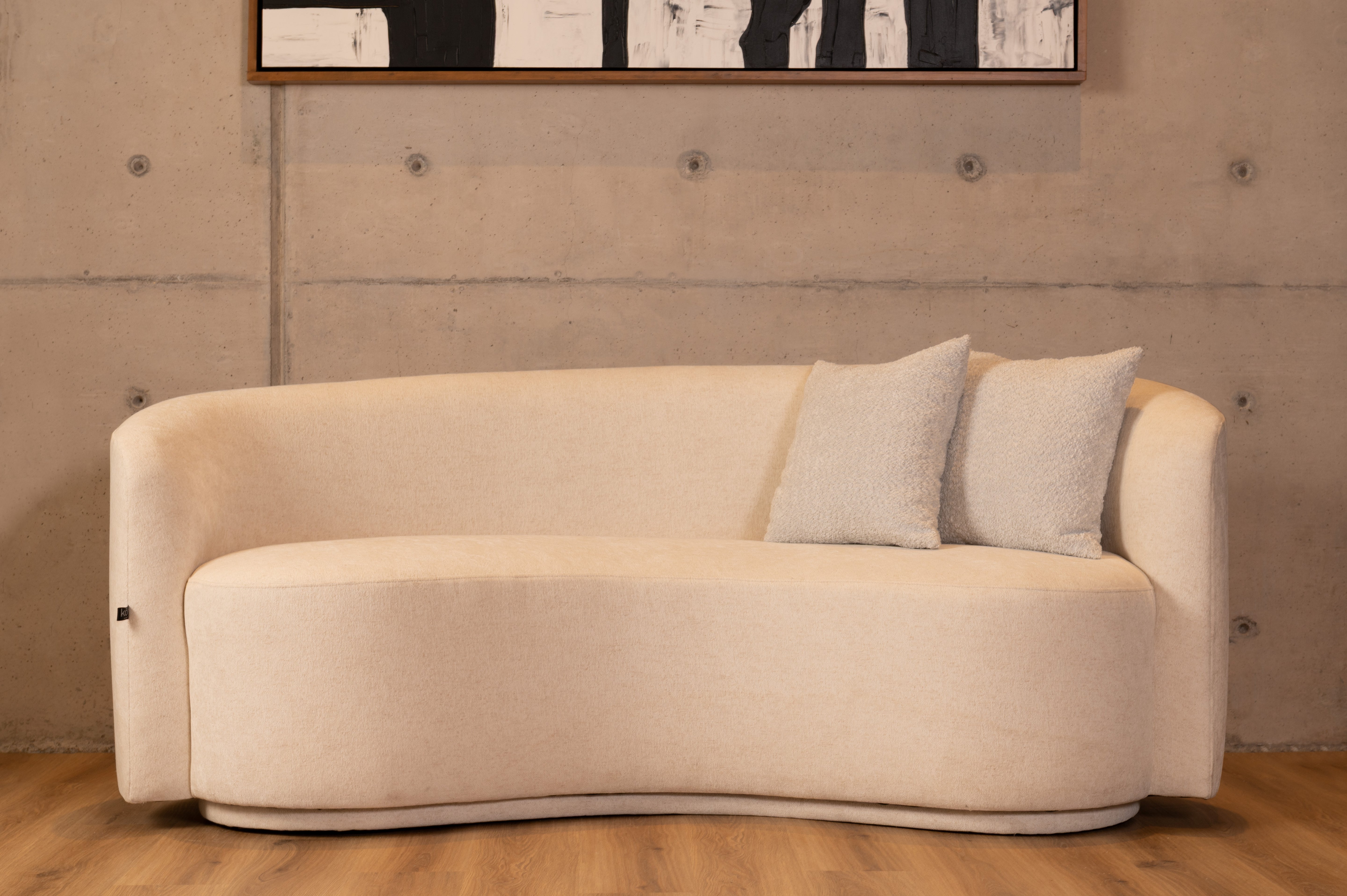 LOVE SEAT SILOUETTE